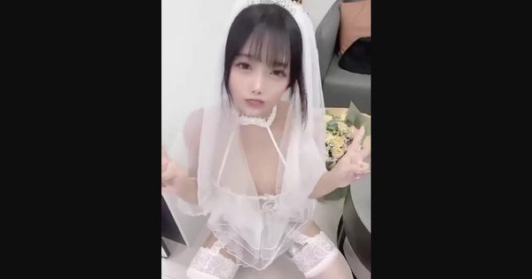 骚逼小新娘